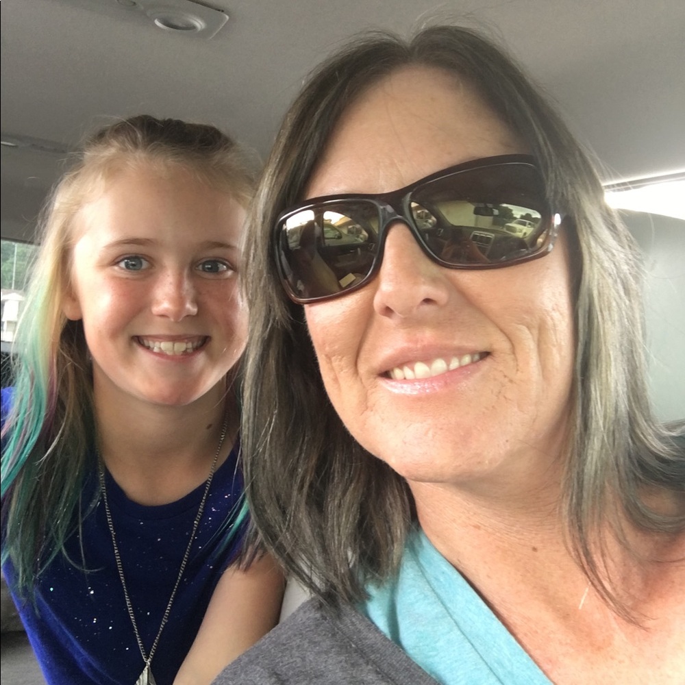 Meet your Posher, Kelli